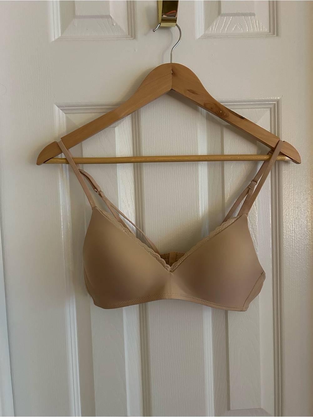 Aerie Smooth Nude T-Shirt Bra with Light Lace Trim